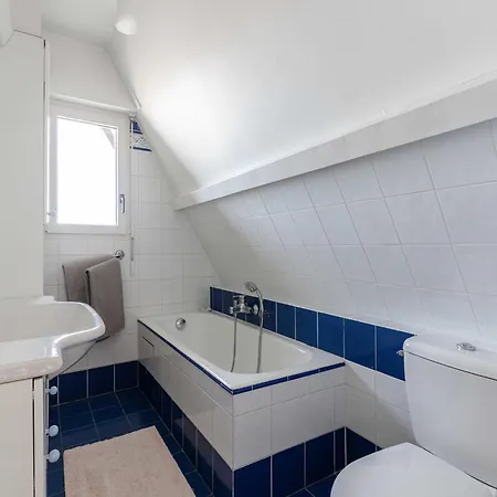 The Benervilloise With Its Feet In The Water Villa *